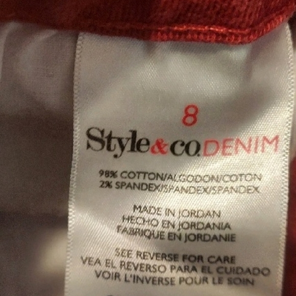 Style & Co Size 8 Red distressed jeans - Picture 3 of 4